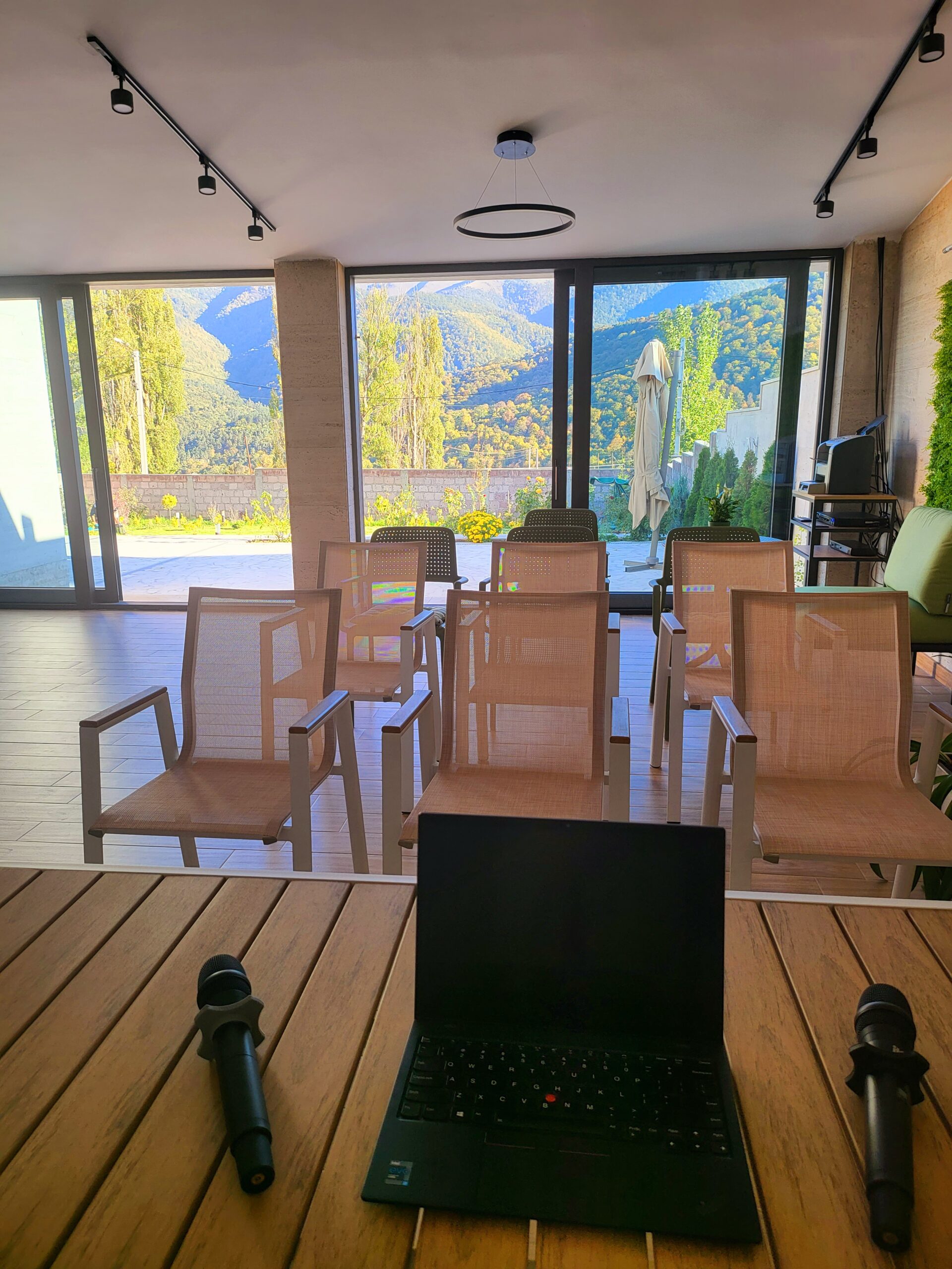 Dilijan Views, Modern Comfort: Your Ideal Conference Venue